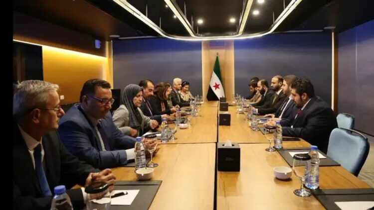 سلطة الشرع تكشف مصير المفاوضات مع "قسد" 1 سلطة الشرع تكشف مصير المفاوضات مع "قسد" 2025