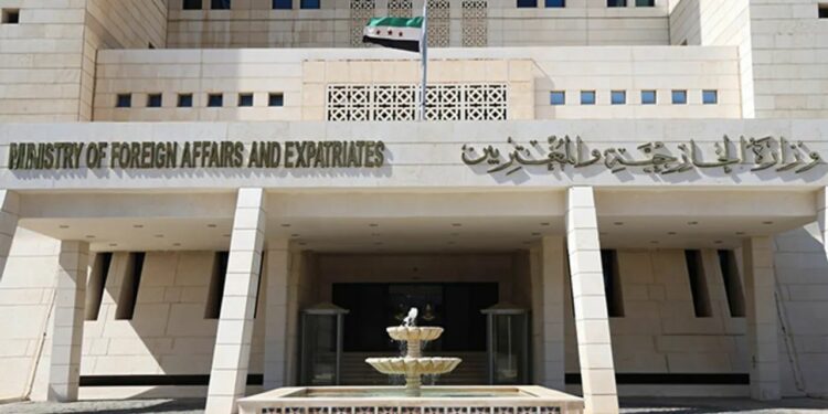 دمشق: الانتهاكات المستمرة لـ”قسد” تهدد وحدة سوريا 2025