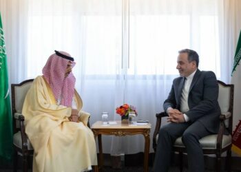 وزيرا خارجية السعودية إيران تتبادلان وجهات النظر حول ملفات اليمن ولبنان ومواجهة إسرائيل 2025