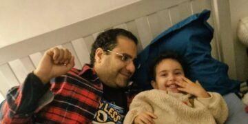 البريطاني علاء عبد الفتاح يعتذر لبريطانيا عن تغريدات ضد اليهود ويؤكد دعمه لحقوق المثليين " أنا أسف كنت طايش" 2025