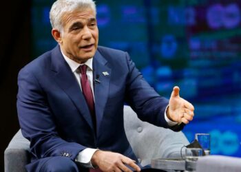 لابيد يهاجم اعتراف نتنياهو بـ "أرض الصومال" 2025