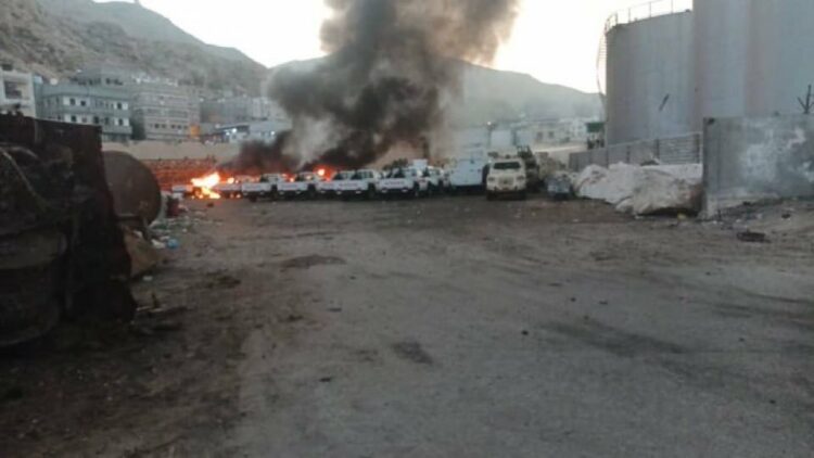 زلزال المكلا 30 ديسمبر 2025: كيف فجّرت سفن "الفجيرة" صراع النفوذ بين السعودية والإمارات؟ 1 زلزال المكلا 30 ديسمبر 2025: كيف فجّرت سفن "الفجيرة" صراع النفوذ بين السعودية والإمارات؟ 2025