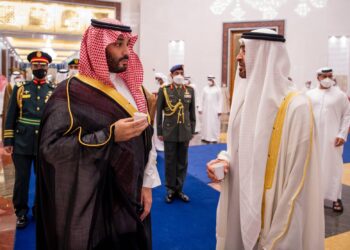 بلهجة "التحذير الأخير" السعودية تخير الإمارات: الانسحاب من اليمن خلال 24 ساعة أو "المواجهة" 2025