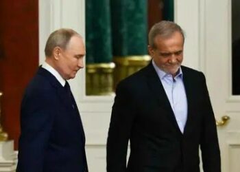 اتصالات عاجلة بين موسكو وطهران لمناقشة البرنامج النووي الإيراني وسط تهديدات أمريكية 2025