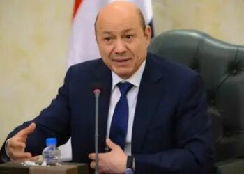 قرارات رشاد العليمي تشعل أزمة غير مسبوقة داخل مجلس القيادة الرئاسي وتفتح الباب أمام تحركات لإطاحته 2025