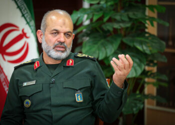 خامنئي يستدعي الرجل الحديدي.. ماذا وراء تعيين أحمد وحيدي نائباً لقائد الحرس الثوري؟ 2025