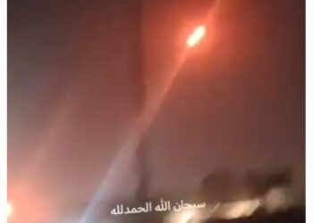 ثلاثاء ساخن في السودان: "عطل فني" يسقط طائرة للجيش.. وواشنطن تضرب شبكة إمداد للدعم السريع "فيديو" 2 ثلاثاء ساخن في السودان: "عطل فني" يسقط طائرة للجيش.. وواشنطن تضرب شبكة إمداد للدعم السريع "فيديو" 2025