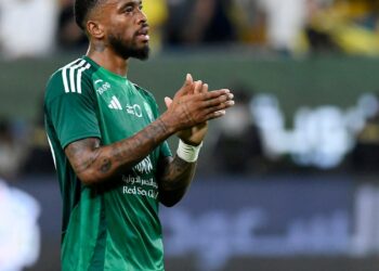 أموال السعودية وشبهات السهر: هل أفسدت الملايين عقل هدّاف إنجلترا؟ …منتخب إنجلترا فى ورطة أخلاقية جديدة باسم إيفان تونى 4 أموال السعودية وشبهات السهر: هل أفسدت الملايين عقل هدّاف إنجلترا؟ …منتخب إنجلترا فى ورطة أخلاقية جديدة باسم إيفان تونى 2025