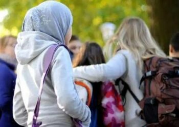 انقسام سياسي في النمسا بعد إقرار حظر الحجاب للفتيات أقل من 14 سنة 10 انقسام سياسي في النمسا بعد إقرار حظر الحجاب للفتيات أقل من 14 سنة 2025