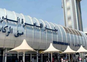 هل بِيعت بوابة البحر الأحمر؟ ... ما وراء طرح مطار الغردقة للقطاع الخاص! 2025