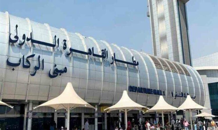 هل بِيعت بوابة البحر الأحمر؟ ... ما وراء طرح مطار الغردقة للقطاع الخاص! 2025