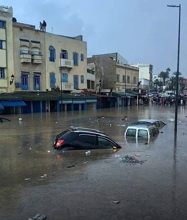ضحايا سيول آسفي يتزايدون.. والمغرب يواجه تداعيات موجة التقلبات المناخية الحادة 1 ضحايا سيول آسفي يتزايدون.. والمغرب يواجه تداعيات موجة التقلبات المناخية الحادة 2025
