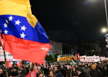 فنزويلا ستكون فيتنام جديدة.. حشود غاضبة في أثينا تندد بـ اختطاف مادورو 2026