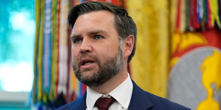 هجوم على منزل نائب الرئيس الأمريكي جيه دي فانس بولاية أوهايو "فيديو" 1 هجوم على منزل نائب الرئيس الأمريكي جيه دي فانس بولاية أوهايو "فيديو" 2026