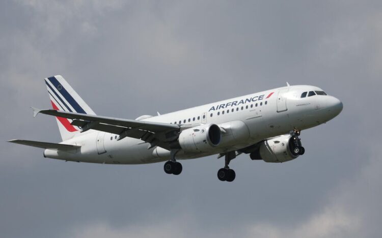 هبوط اضطراري لرحلة "إير فرانس" في ميونيخ قادمة من بيروت.. ما الذي حدث في المقصورة الخلفية؟ 1 هبوط اضطراري لرحلة "إير فرانس" في ميونيخ قادمة من بيروت.. ما الذي حدث في المقصورة الخلفية؟ 2026