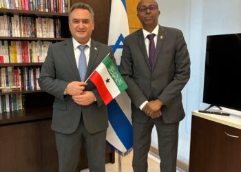 لقاء باريس.. إسرائيل و"أرض الصومال" تبحثان ترجمة الاعتراف الرسمي إلى تعاون استراتيجي 2026