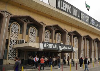 سوريا تعلق الرحلات الجوية من وإلى حلب بعد تصاعد الاشتباكات بين الجيش و”قسد” 4 سوريا تعلق الرحلات الجوية من وإلى حلب بعد تصاعد الاشتباكات بين الجيش و”قسد” 2026