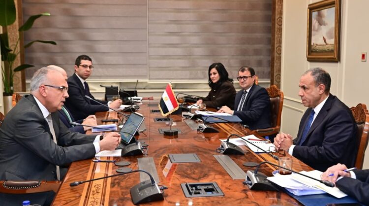 اجتماع وزيرا الخارجية والري: مصر تجدد رفضها للإجراءات الأحادية في حوض النيل وتتمسك بالقانون الدولي 1 اجتماع وزيرا الخارجية والري: مصر تجدد رفضها للإجراءات الأحادية في حوض النيل وتتمسك بالقانون الدولي 2026