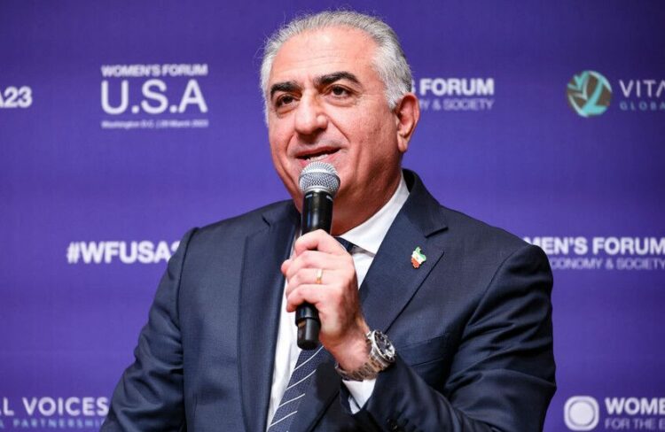 ولي عهد إيران السابق يكرر دعوته لانتفاضة شاملة ضد نظام خامنئي 1 ولي عهد إيران السابق يكرر دعوته لانتفاضة شاملة ضد نظام خامنئي 2026