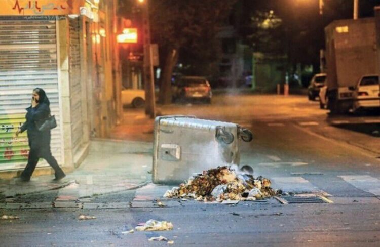 الوكالة الإيرانية تسنيم تكشف التفاصيل : استخبارات أجنبية تحاول تحويل إيران إلى فوضى 2026