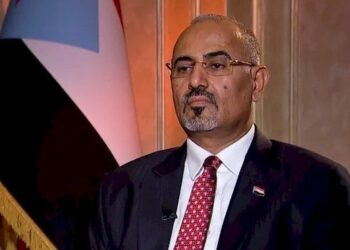 اليمن : تحالف الشرعية يكشف كواليس مغادرة الزبيدي عدن ،، إغلاق جهاز التعريف واتصال غامض بقيادة إماراتية قبل الانتقال إلى أبوظبي 4 اليمن : تحالف الشرعية يكشف كواليس مغادرة الزبيدي عدن ،، إغلاق جهاز التعريف واتصال غامض بقيادة إماراتية قبل الانتقال إلى أبوظبي 2026