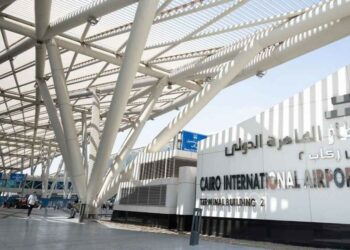 الشرطة النسائية بمطار القاهرة تُسقط "مهربة الحشيش" لسيدة من جنسية خليجية 2026