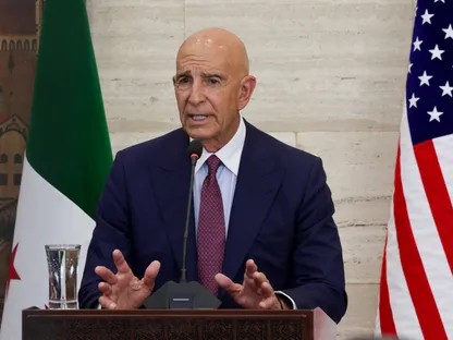 المبعوث الأمريكي يدعو دمشق و"قسد" لضبط النفس وتتمسك بدمج القوات تحت راية واحدة 1 المبعوث الأمريكي يدعو دمشق و"قسد" لضبط النفس وتتمسك بدمج القوات تحت راية واحدة 2026