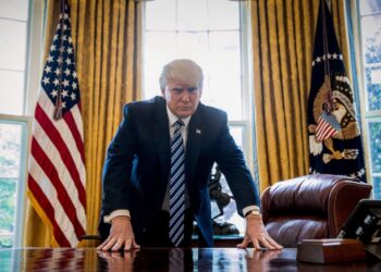 ترامب يبشر بـ"فجر الحرية" وتحذيرات من قمع المتظاهرين في إيران 2026