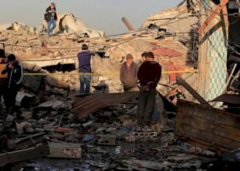 تصعيد إسرائيلي غير مسبوق: ضربات جوية تستهدف مستودعات حزب الله جنوب وشرق لبنان 2026