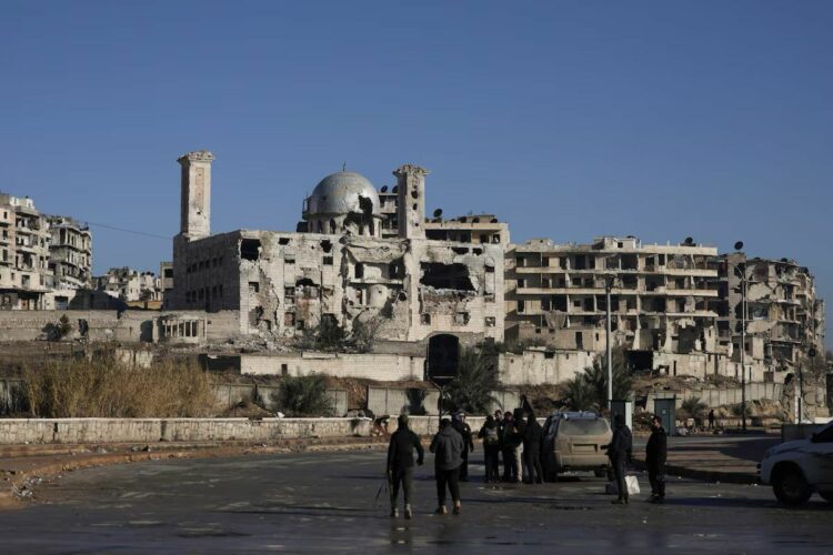 قوات كردية تتهم تركيا بدعم هجمات الجيش السوري في حلب بطائرات مسيّرة وسط صمت أنقرة 2026