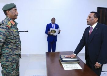 من قلب الخرطوم.. كامل إدريس يعلن عودة الحكومة السودانية لممارسة مهامها رسمياً 2 من قلب الخرطوم.. كامل إدريس يعلن عودة الحكومة السودانية لممارسة مهامها رسمياً 2026