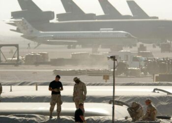 ما علاقة إيران؟ قطر توضح حقيقة "مغادرة أفراد" من قاعدة العديد 2026