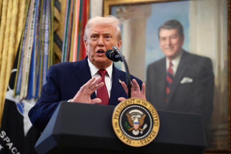 ترامب يعلن تراجع النظام الإيراني ويحدد توقيت ضرب طهران 1 ترامب يعلن تراجع النظام الإيراني ويحدد توقيت ضرب طهران 2026