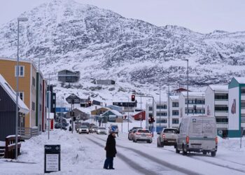 تحرك عسكري أوروبي مشترك لقطع الطريق أمام أطماع ترامب في جرينلاند 2026