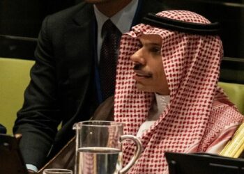 السعودية توسع اتصالاتها الإقليمية: بن فرحان يجري اتصالات مع نظرائه الإيراني والقطري والعُماني لتعزيز الأمن الإقليمي فى المنطقة 2026