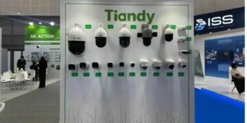 “تياندي الصينية: أداة المراقبه التي تصطاد المتظاهرين في إيران 2026