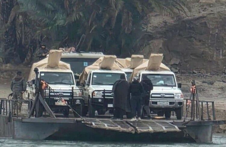 الجيش السوري يعبر الفرات ويعزز سيطرته شرق النهر وسط انشقاقات في صفوف “قسد” 2026