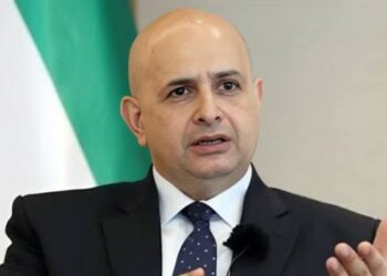 لأول مرة في تاريخ الكويت.. تجريد سفير "على رأس عمله" من جنسيته لهذا السبب 2026