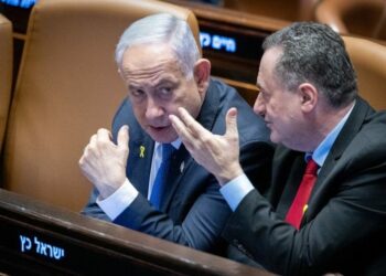 نتنياهو يهدد إيران برد "لا يتخيله أحد".. وتقارير تكشف سر تراجع ترامب عن توجيه ضربة عسكرية لـ "طهران" 2026