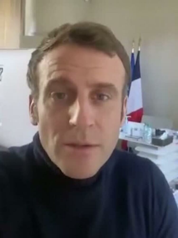 عين ماكرون الحمراء.. نزف بسيط أم صورة رئيس منهك سياسيًا؟ 2026