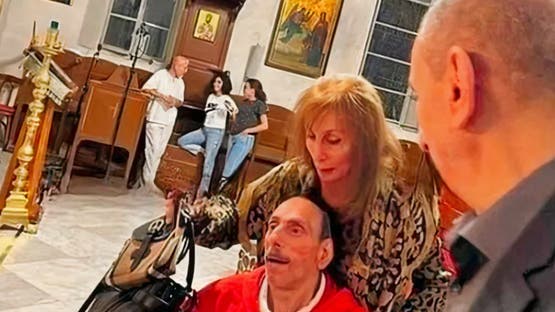 من علّم مطربة لبنان الاولى "فيروز" الحب يرحل بصمت.. أسرار الساعات الأخيرة في حياة هلي الرحباني 1 من علّم مطربة لبنان الاولى "فيروز" الحب يرحل بصمت.. أسرار الساعات الأخيرة في حياة هلي الرحباني 2026