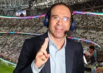 صوت مصر المتهم بالحياد: هل يدفع المعلق الرياضى علي محمد علي ثمن رفضه أن يكون مشجعًا على الميكروفون؟ 4 صوت مصر المتهم بالحياد: هل يدفع المعلق الرياضى علي محمد علي ثمن رفضه أن يكون مشجعًا على الميكروفون؟ 2026